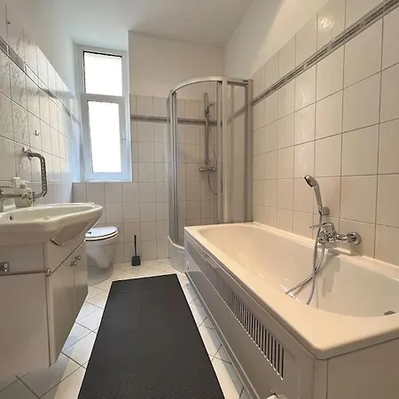 Apartman 7 Betten Zentrale Lage Bahn Messe