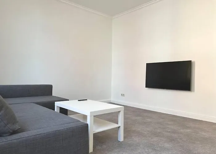 7 Betten Zentrale Lage Bahn Messe Apartment